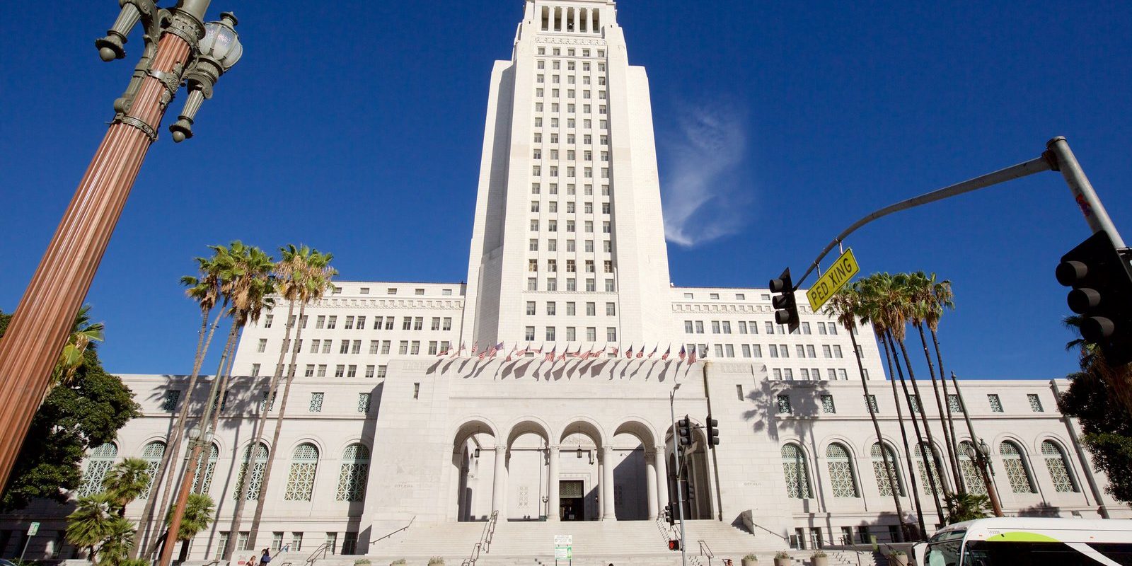 ayuntamiento-Los-Angeles